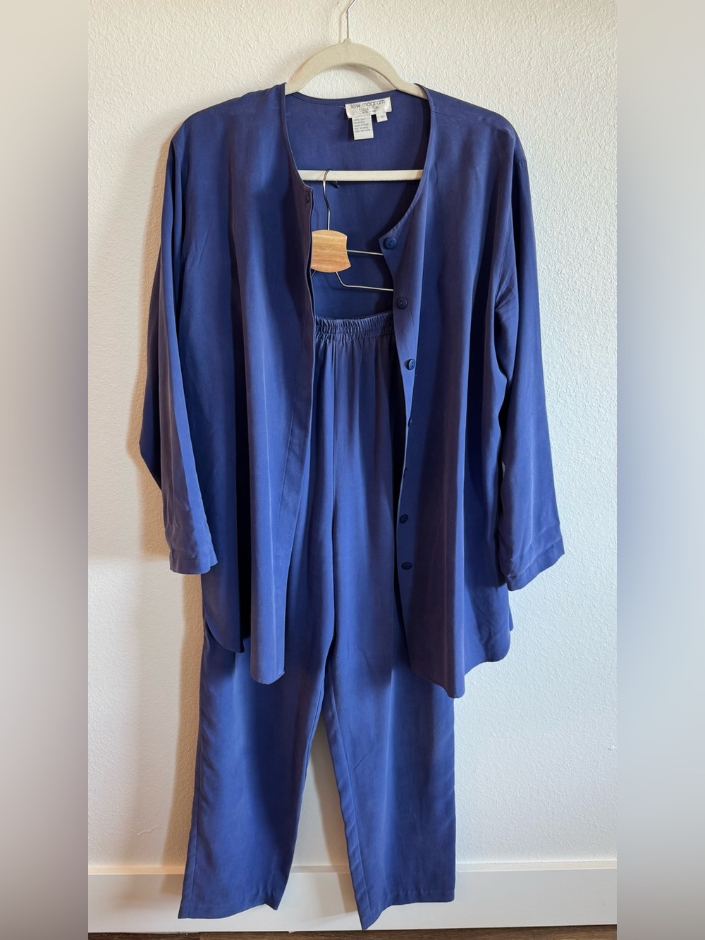 Lew Magram New York Collection 100% Silk Two Piece Set